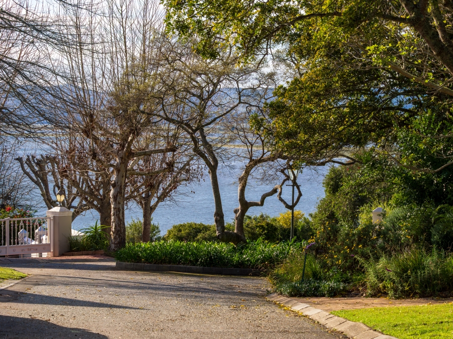 4 Bedroom Property for Sale in Belvidere Estate Western Cape